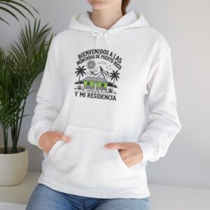 Hoodie Montañas Puerto Rico con sol Taino y casa verde